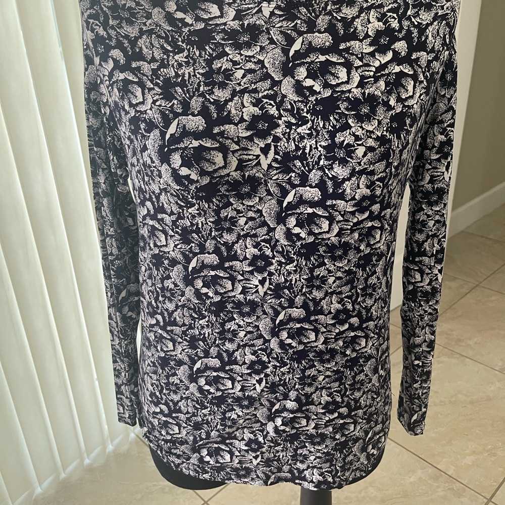 S. C. & Co Navy Floral hoodie- Size XS - NWT